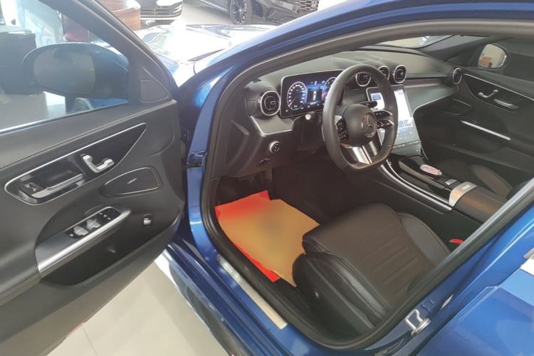 Used Mercedes-Benz C-Class 2023 C 200 L Sport Edition Driver Seat