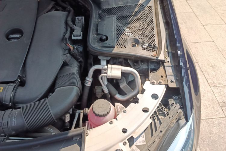 Used Mercedes-Benz C-Class 2023 C 260 Coupe Engine Bay Left