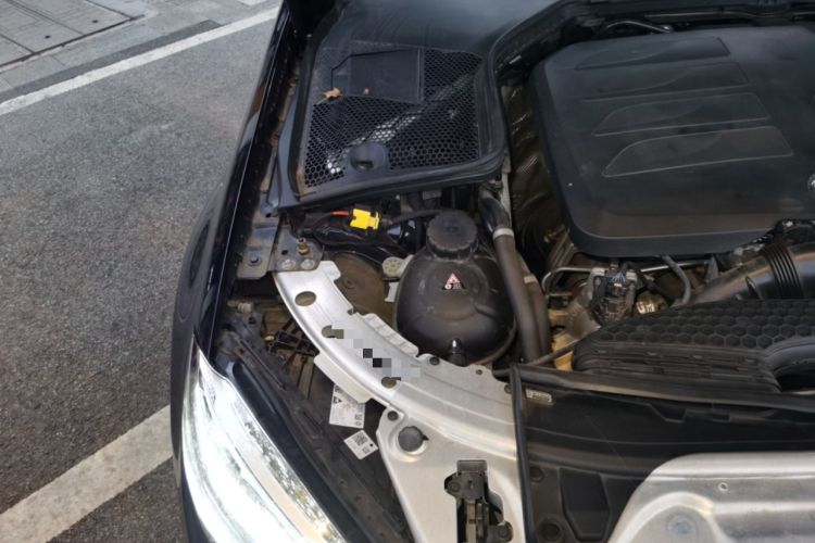 Used Mercedes-Benz C-Class 2023 C 260 Coupe Engine Bay Right