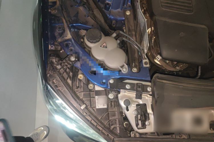 Used Mercedes-Benz C-Class 2023 Facelift C 260 L Engine Bay Right