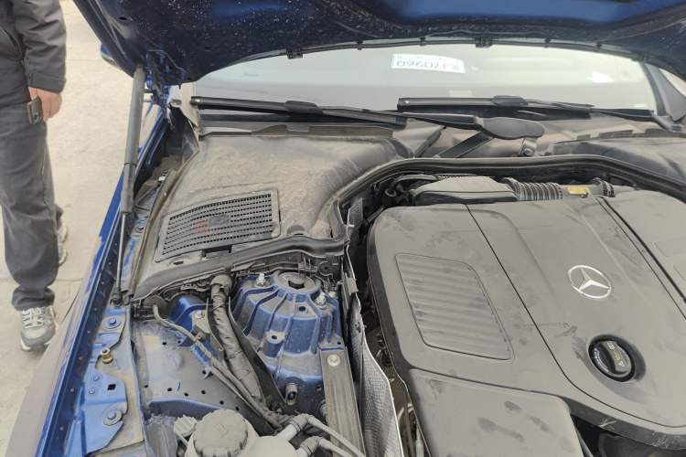 Used Mercedes-Benz C-Class 2023 C 200 L Sport Edition Engine Bay Right