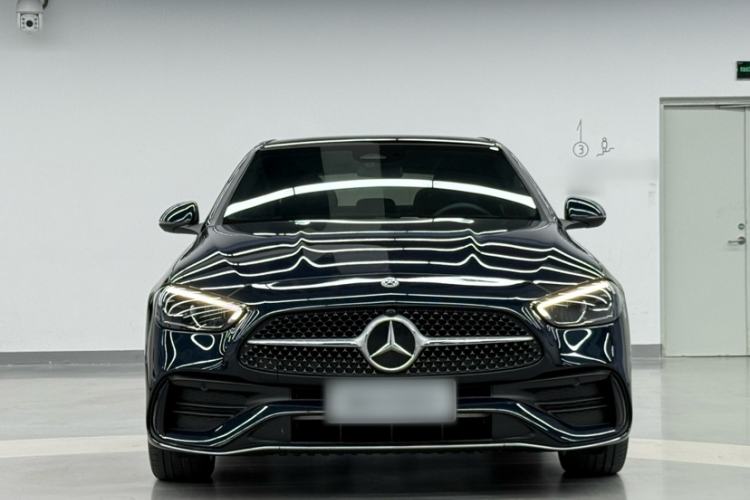 Used Mercedes-Benz C-Class 2023 Second Facelift C 260 L Sport Edition Exterior 1