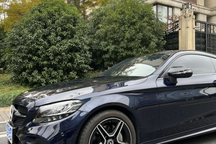 Used Mercedes-Benz C-Class 2023 C 260 Coupe Exterior 4