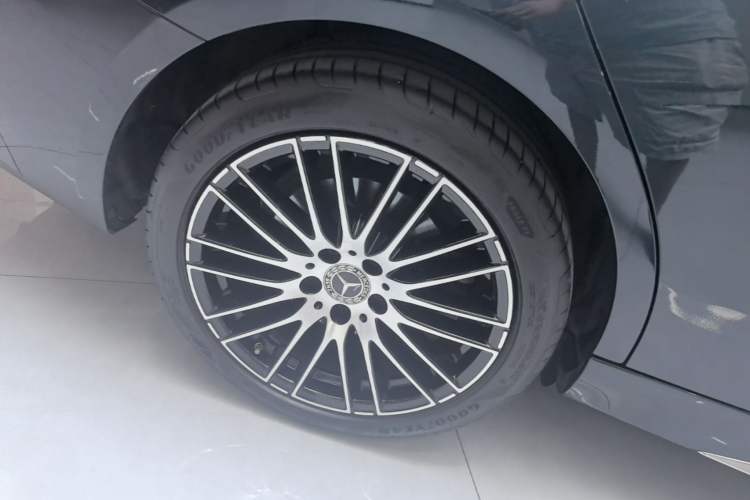Used Mercedes-Benz C-Class 2023 Restyled C 260 L Sport Edition Exterior 5