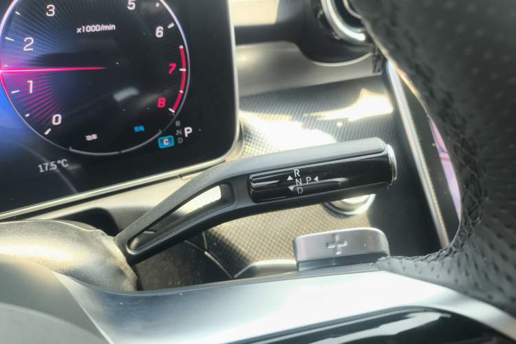 Used Mercedes-Benz C-Class 2023 Revised C 200 L Sport Edition Gear Lever