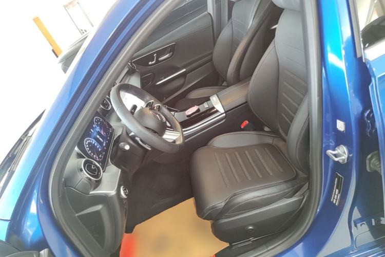 Used Mercedes-Benz C-Class 2023 C 200 L Sport Edition Left Front Seat