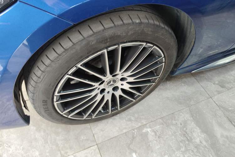 Used Mercedes-Benz C-Class 2023 C 260 L Sport Edition Left Front Wheel Hub