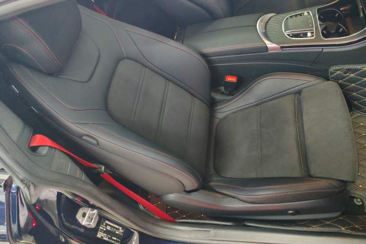Used Mercedes-Benz C-Class 2023 C 260 Coupe Right Front Seat