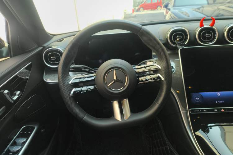 Used Mercedes-Benz C-Class 2023 Revised C 200 L Sport Edition Steering Wheel