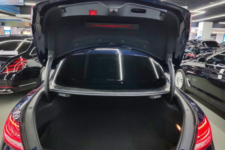 Used Mercedes-Benz C-Class 2023 C 260 Coupe Trunk