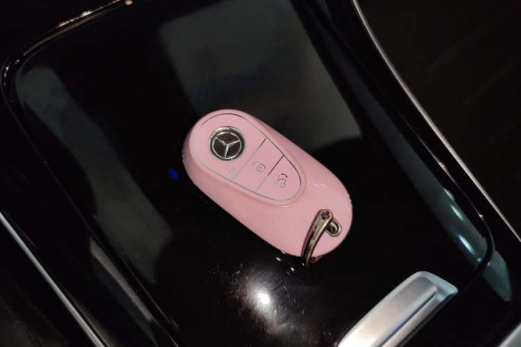Used Mercedes-Benz C-Class 2023 C 200 L Sport Edition Vehicle Key