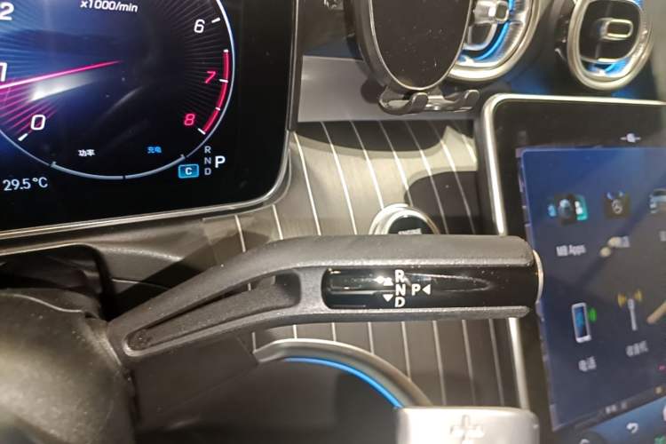 Used Mercedes-Benz C-Class 2023 C 260 L Sport Edition Gear Lever