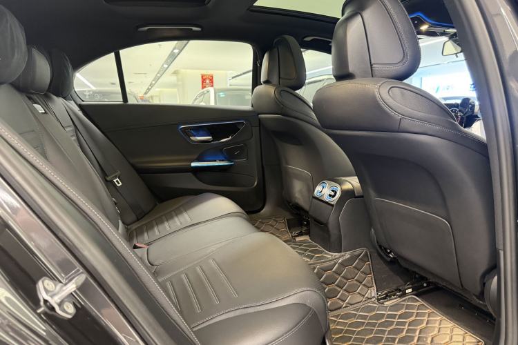 Used Mercedes-Benz C-Class 2023 C 260 L Sport Edition Interior 2