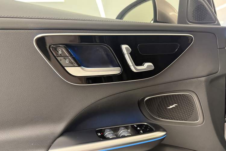 Used Mercedes-Benz C-Class 2023 C 260 L Sport Edition Interior 8