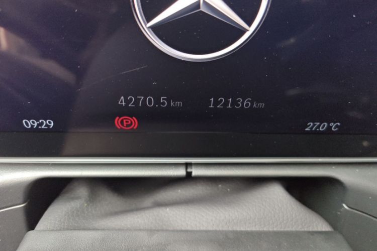 Used Mercedes-Benz C-Class 2023 Restyled C 260 L Sport Edition Odometer Close Up