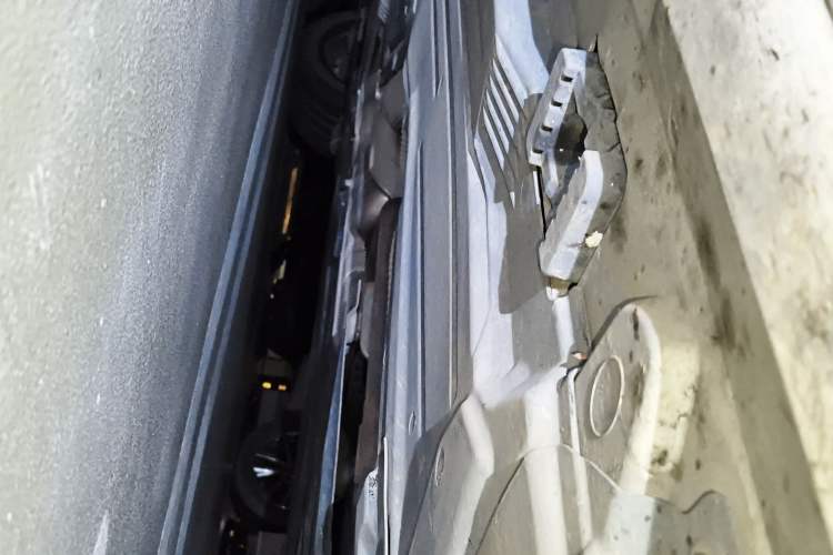 Used Mercedes-Benz C-Class 2023 C 200 L Sport Edition Chassis Front Right
