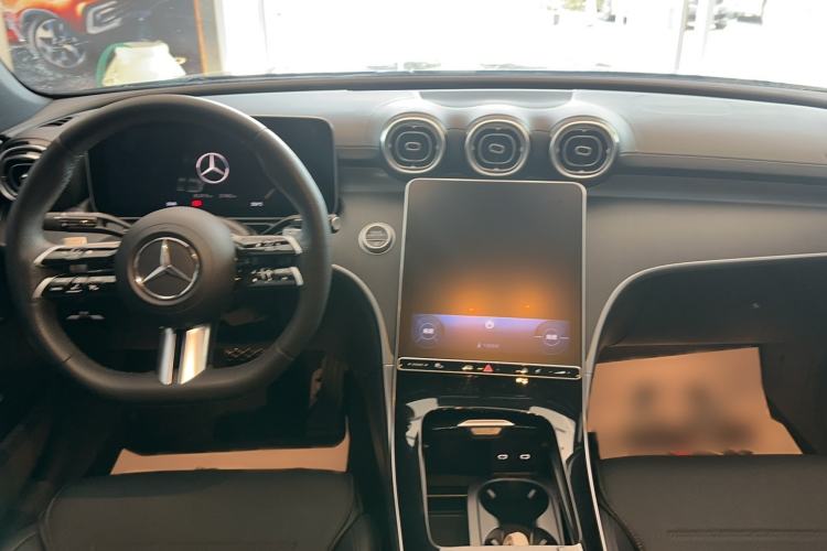 Used Mercedes-Benz C-Class 2023 C 260 L Sport Edition Audio And AC Panel