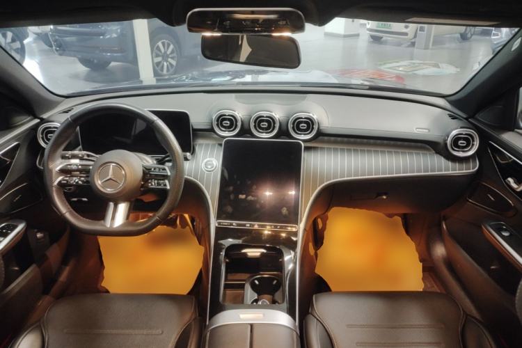 Used Mercedes-Benz C-Class 2023 Restyled C 260 L Sport Edition Center Console