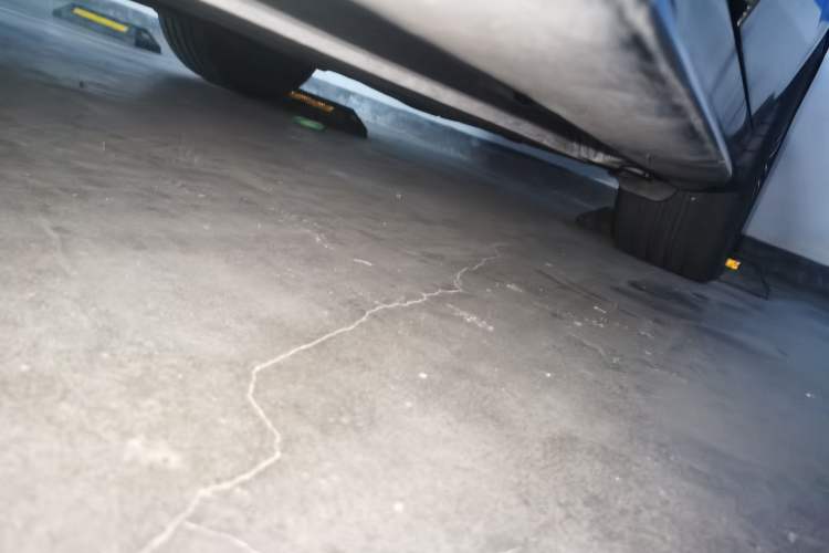 Used Mercedes-Benz C-Class 2023 Second Facelift C 260 L Sport Edition Chassis Front Left