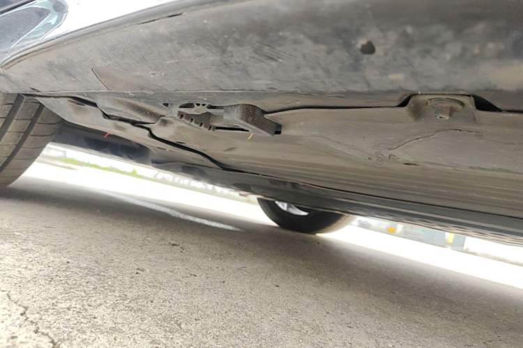 Used Mercedes-Benz C-Class 2023 C 260 L Bright Night Sports Edition Chassis Front Left