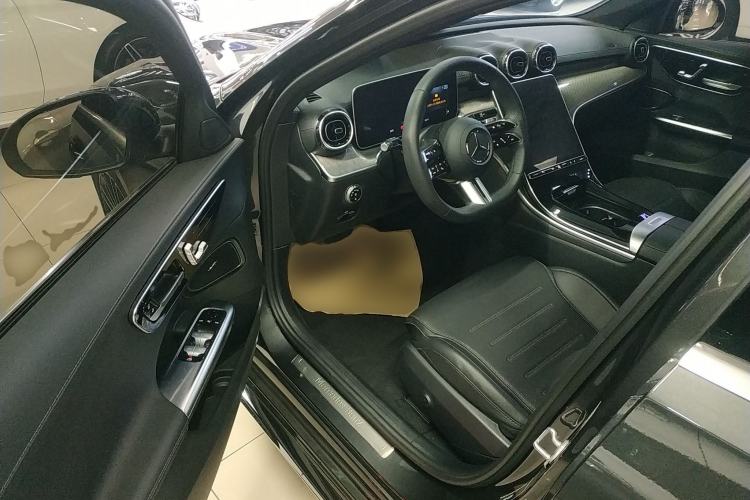 Used Mercedes-Benz C-Class 2023 C 200 L Sport Edition Driver Seat