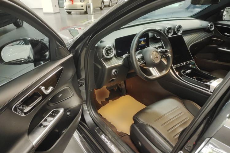 Used Mercedes-Benz C-Class 2023 Restyled C 260 L Sport Edition Driver Seat