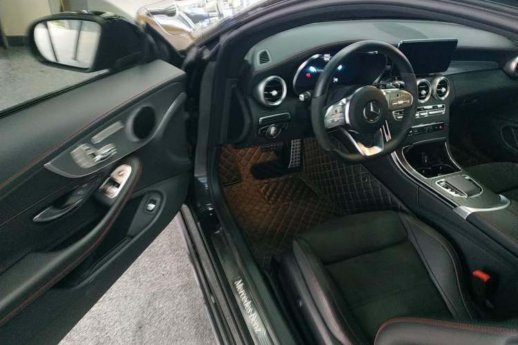 Used Mercedes-Benz C-Class 2023 C 260 Coupe Driver Seat