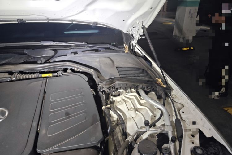 Used Mercedes-Benz C-Class 2023 C 260 L Bright Night Sports Edition Engine Bay Left