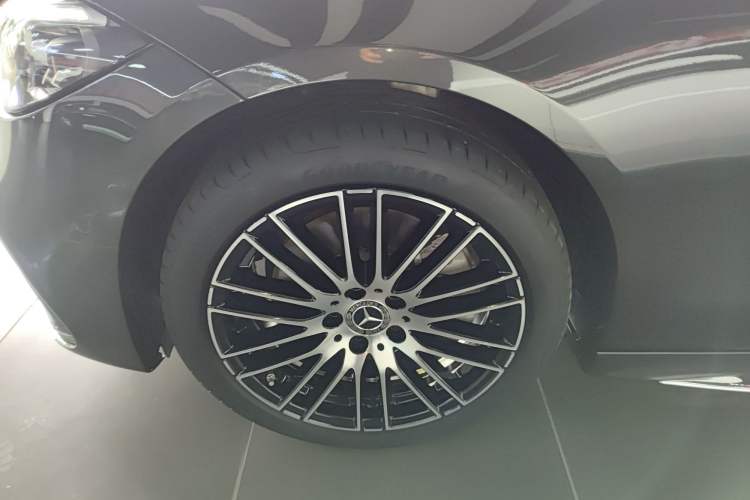 Used Mercedes-Benz C-Class 2023 C 260 L Sport Edition Exterior 4