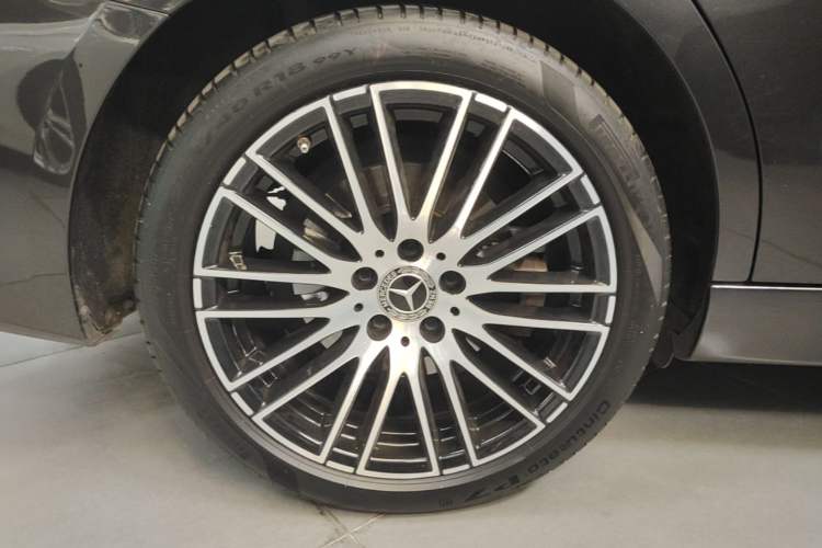 Used Mercedes-Benz C-Class 2023 Restyled C 260 L Sport Edition Exterior 5