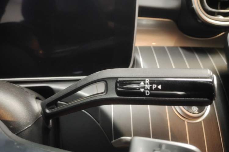 Used Mercedes-Benz C-Class 2023 Restyled C 260 L Sport Edition Gear Lever