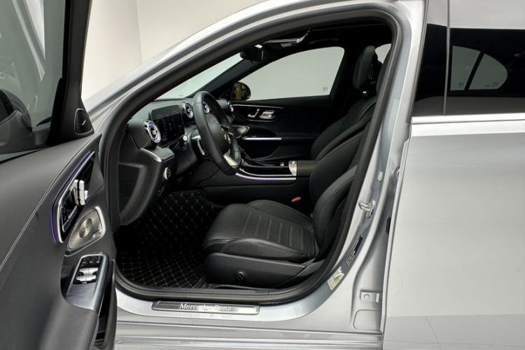 Used Mercedes-Benz C-Class 2023 C 260 L Sport Edition Interior 2
