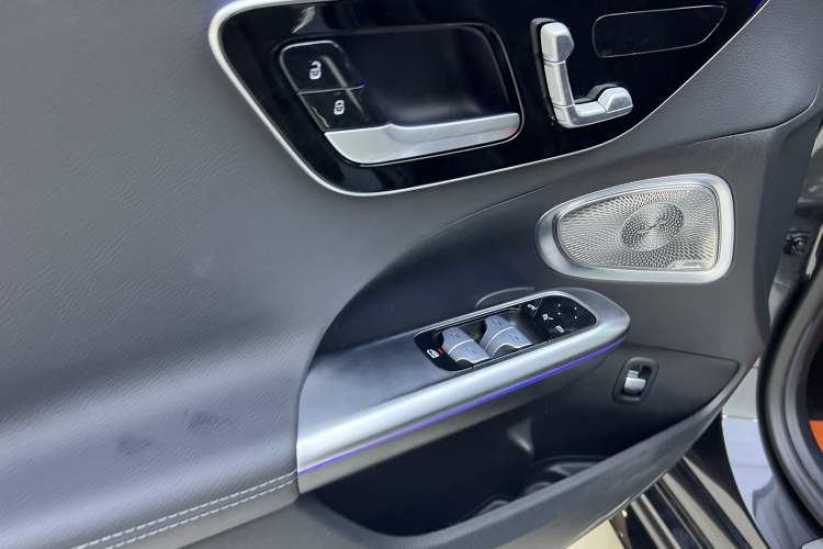Used Mercedes-Benz C-Class 2023 C 260 L Bright Night Sports Edition Interior 9