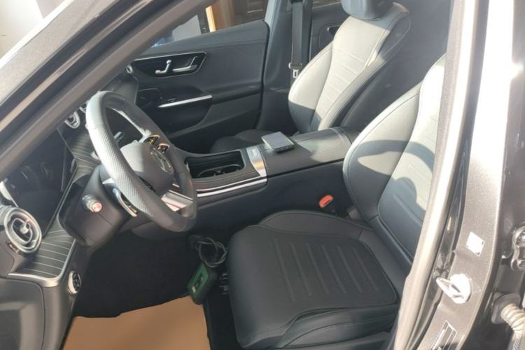 Used Mercedes-Benz C-Class 2023 C 260 L Sport Edition 4MATIC Left Front Seat
