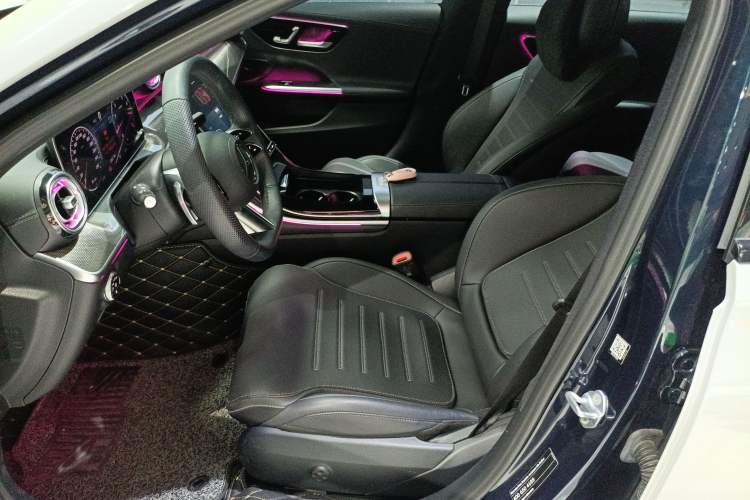 Used Mercedes-Benz C-Class 2023 Restyled C 260 L Sport Edition Left Front Seat