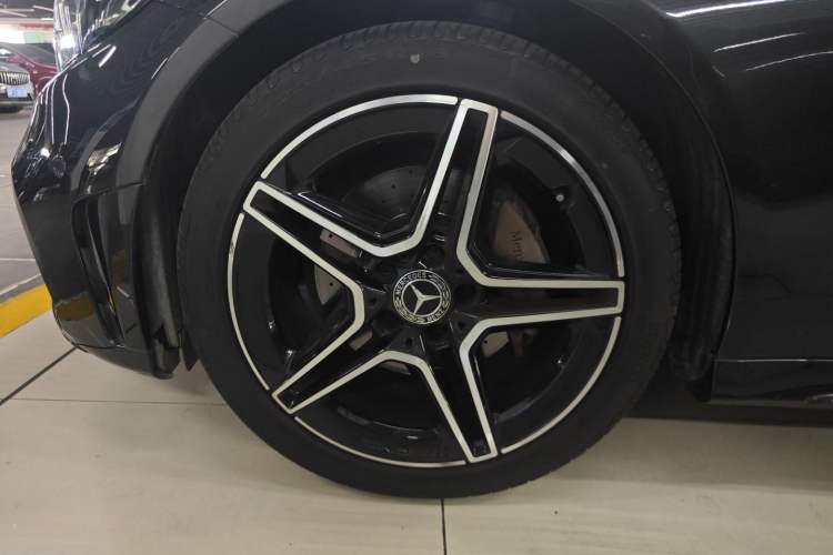 Used Mercedes-Benz C-Class 2023 C 260 Coupe Left Front Wheel Hub