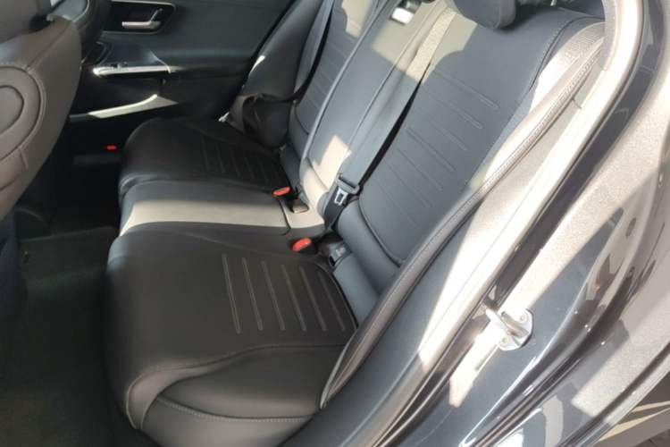 Used Mercedes-Benz C-Class 2023 C 260 L Sport Edition 4MATIC Left Rear Seat