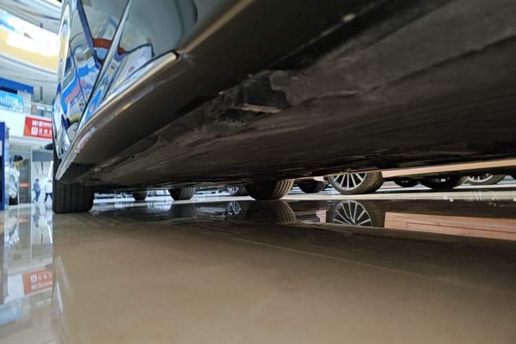 Used Mercedes-Benz C-Class 2023 Restyled C 260 L Sport Edition Left Side Sill