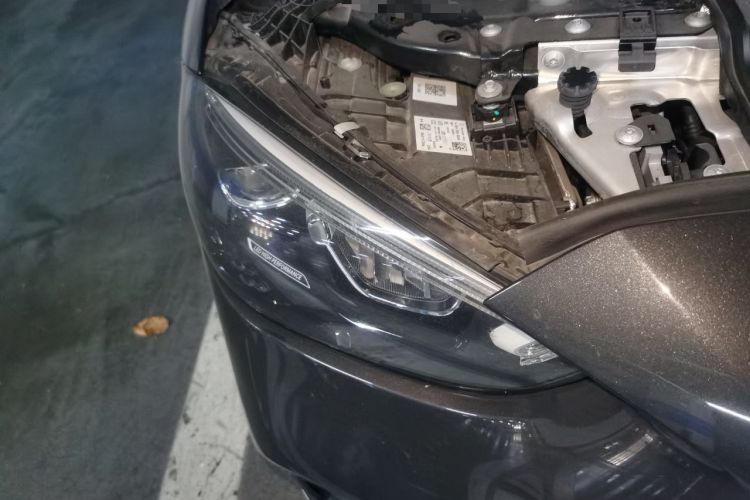 Used Mercedes-Benz C-Class 2023 Second Facelift C 260 L Sport Edition Right Front Headlight