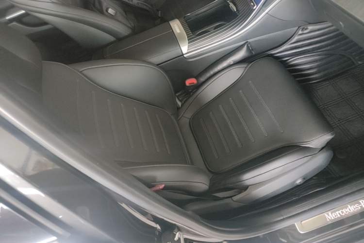 Used Mercedes-Benz C-Class 2023 C 260 L Sport Edition Right Front Seat