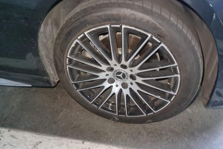 Used Mercedes-Benz C-Class 2023 Second Facelift C 260 L Sport Edition Right Front Wheel Hub