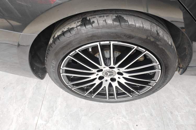Used Mercedes-Benz C-Class 2023 C 200 L Sport Edition Right Rear Wheel Hub