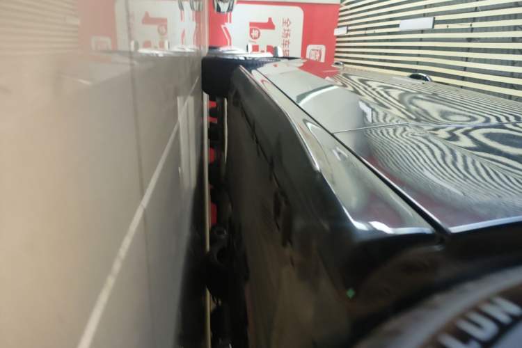 Used Mercedes-Benz C-Class 2023 C 260 L Sport Edition Right Side Sill