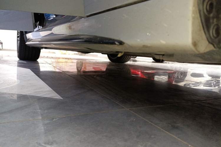 Used Mercedes-Benz C-Class 2023 Restyled C 260 L Sport Edition Right Side Sill