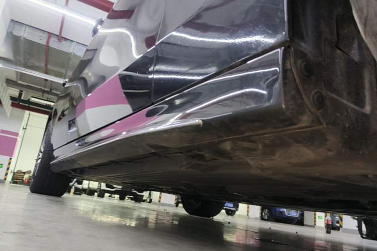 Used Mercedes-Benz C-Class 2023 Second Facelift C 260 L Sport Edition Right Side Sill