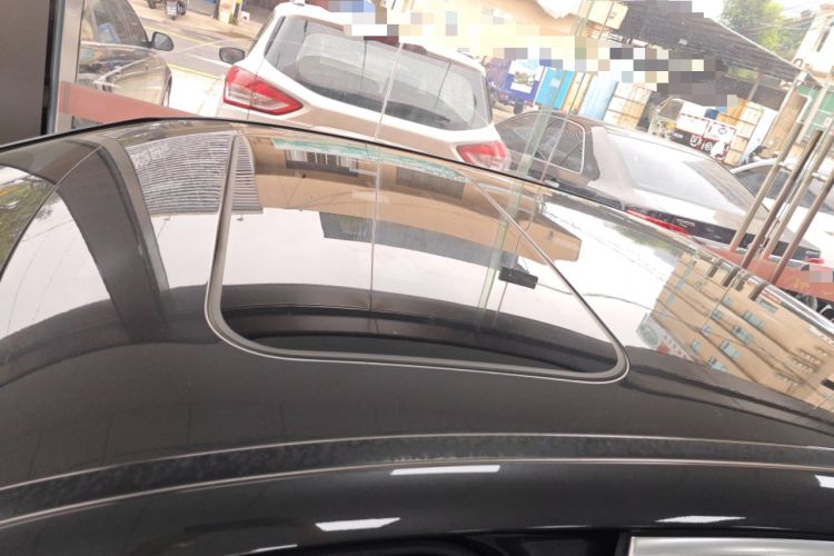 Used Mercedes-Benz C-Class 2023 C 200 L Sport Edition Roof