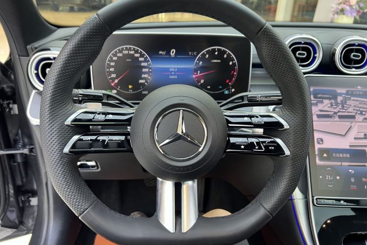 Used Mercedes-Benz C-Class 2023 C 260 L Bright Night Sports Edition Steering Wheel