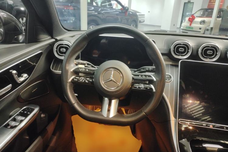 Used Mercedes-Benz C-Class 2023 Restyled C 260 L Sport Edition Steering Wheel