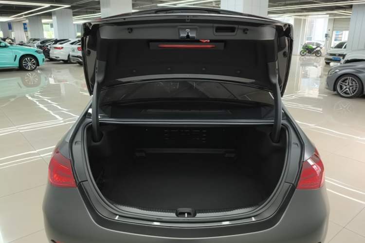 Used Mercedes-Benz C-Class 2023 Restyled C 260 L Night Edition Sports Version Trunk