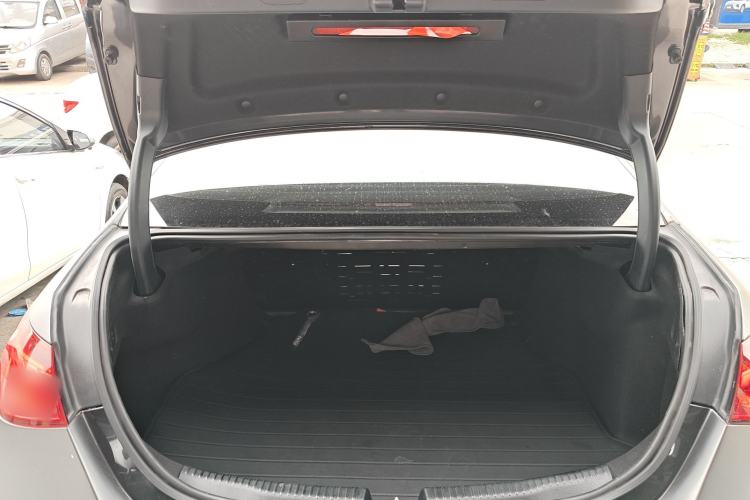 Used Mercedes-Benz C-Class 2023 Second Facelift C 260 L Sport Edition Trunk